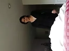Kuum tädi Kiusanteko noor poiss