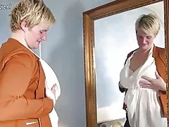Horny Hollandi koduperenaine, kes mängib tema mänguasi
