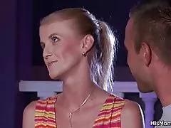 Karvane tuss küps ja teen lesbi